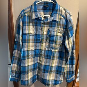 Oakley plaid button up long sleeve